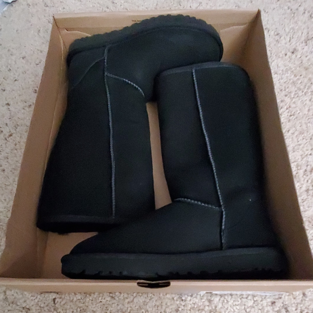 UGG W Classic Tall II